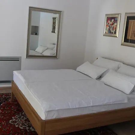 Appartement Haus Helga Rab Town