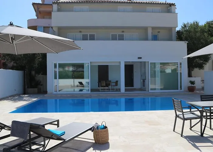 Appartement Haus Helga Rab Town